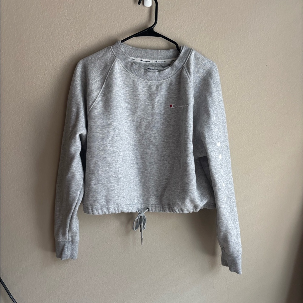 Champion Women’s Campus Fleece Cropped Crew Sweatshirt - Picture 2 of 10
